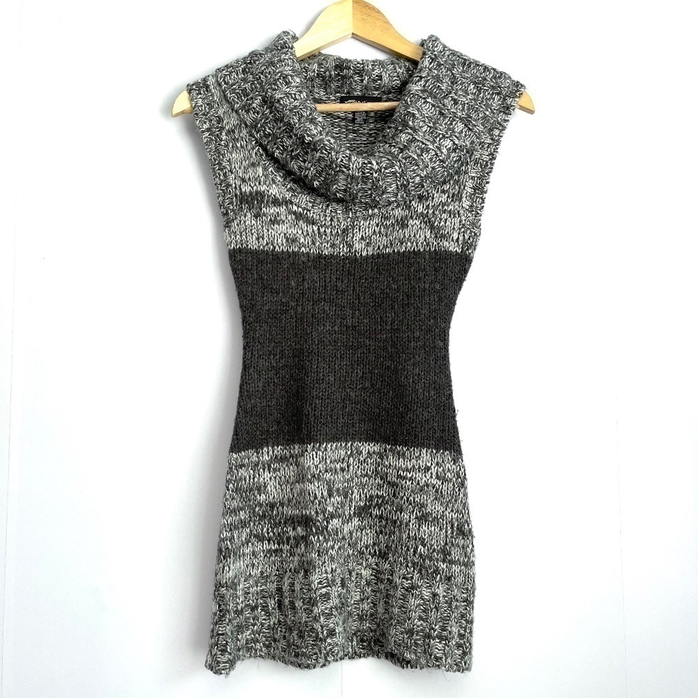 3/$20 ❤️ Seduction Gray Cowl Neck Knit Top US S